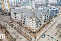 #206 9938 104 ST NW Edmonton, AB T5K 2X7