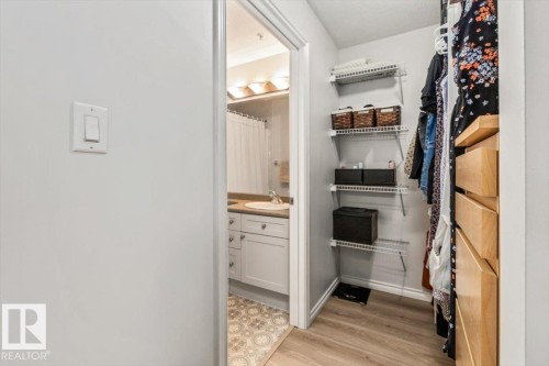 #206 9938 104 St Nw, Edmonton, AB - Indoor