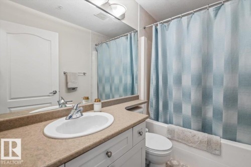 #206 9938 104 St Nw, Edmonton, AB - Indoor Photo Showing Bathroom