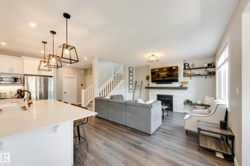 25 Daly Place, Fort Saskatchewan, AB - Indoor With Fireplace