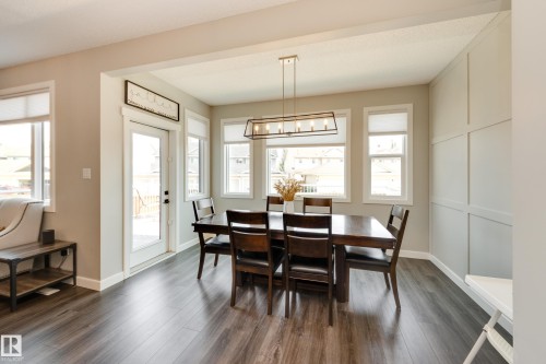 25 Daly Place, Fort Saskatchewan, AB - Indoor Photo Showing Dining Room