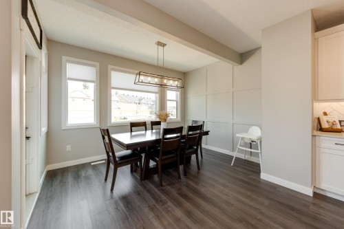 25 Daly Place, Fort Saskatchewan, AB - Indoor Photo Showing Dining Room