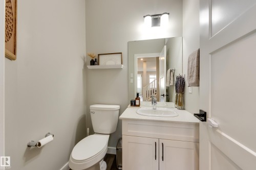 25 Daly Place, Fort Saskatchewan, AB - Indoor Photo Showing Bathroom