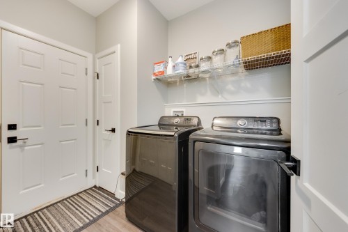 25 Daly Place, Fort Saskatchewan, AB - Indoor Photo Showing Laundry Room