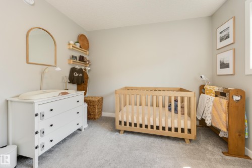25 Daly Place, Fort Saskatchewan, AB - Indoor Photo Showing Bedroom