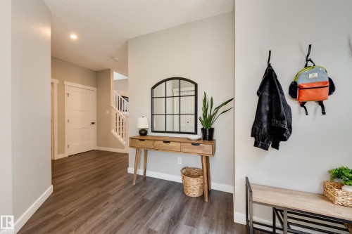 25 Daly Place, Fort Saskatchewan, AB - Indoor