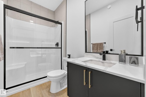 34 Eldridge Point(E), St. Albert, AB - Indoor Photo Showing Bathroom