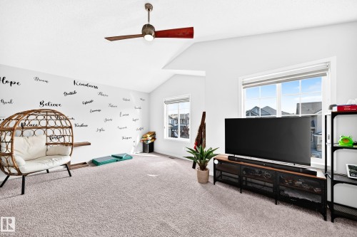 6122 175A Avenue Nw, Edmonton, AB - Indoor