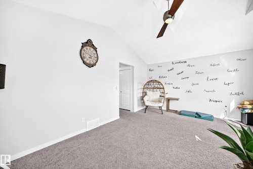6122 175A Avenue Nw, Edmonton, AB - Indoor Photo Showing Other Room