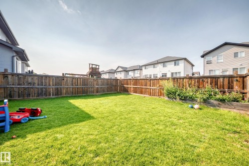 6122 175A Avenue Nw, Edmonton, AB - Outdoor With Backyard