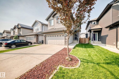 6122 175A Avenue Nw, Edmonton, AB - Outdoor With Facade