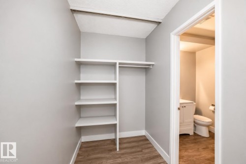 167 Roseland Village Nw, Edmonton, AB - Indoor With Storage
