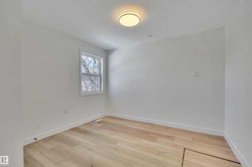 4712 49 Street, Calmar, AB - Indoor Photo Showing Other Room