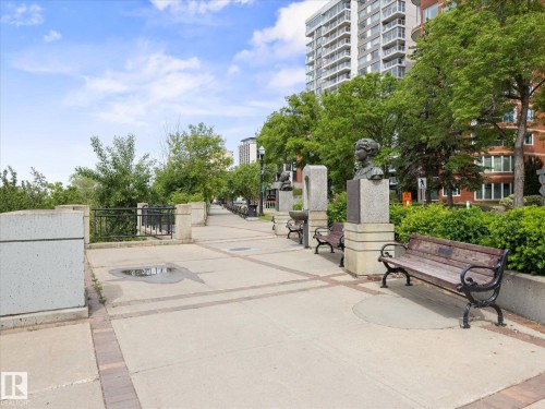 #506 10028 119 St Nw, Edmonton, AB - Outdoor