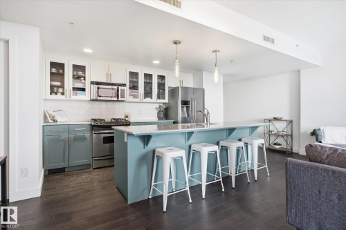 #506 10028 119 St Nw, Edmonton, AB - Indoor Photo Showing Kitchen With Upgraded Kitchen
