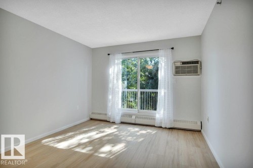 #404 17511 98A Av Nw, Edmonton, AB - Indoor Photo Showing Other Room