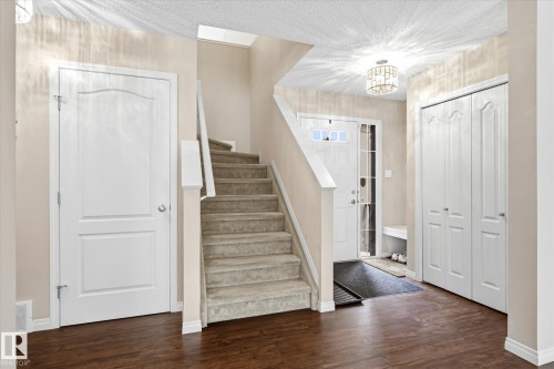 757 173B Street Sw, Edmonton, AB - Indoor Photo Showing Other Room