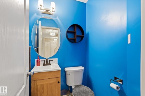 757 173B Street Sw, Edmonton, AB - Indoor Photo Showing Bathroom