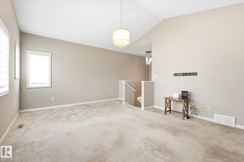 757 173B Street Sw, Edmonton, AB - Indoor Photo Showing Other Room
