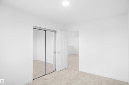 8444 183 Avenue Nw, Edmonton, AB - Indoor Photo Showing Other Room