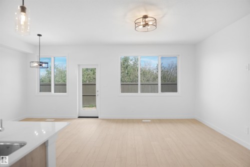 8444 183 Avenue Nw, Edmonton, AB - Indoor