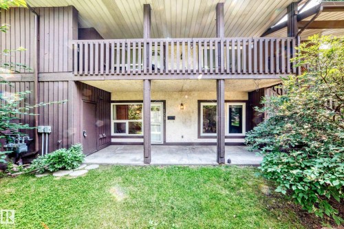 108 SURREY GARDENS Gardens NW  Edmonton, AB T5T 1Z3