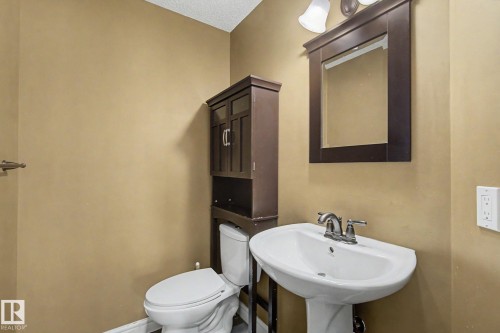 5 Cypress Link, Fort Saskatchewan, AB - Indoor Photo Showing Bathroom