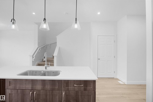 8436 183 Avenue Nw, Edmonton, AB - Indoor
