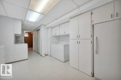 8507 70 Street Nw, Edmonton, AB - Indoor Photo Showing Laundry Room