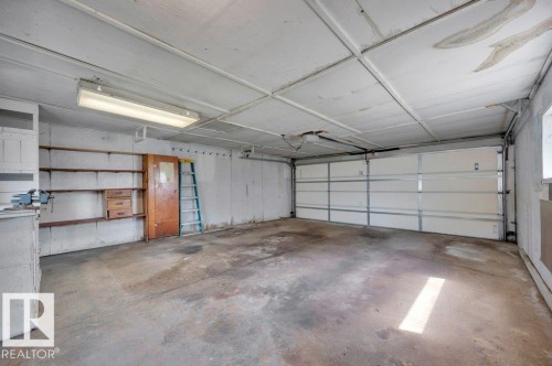 8507 70 Street Nw, Edmonton, AB - Indoor Photo Showing Garage