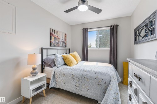 3 Denault Place, St. Albert, AB - Indoor Photo Showing Bedroom