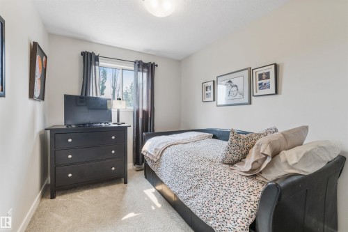 3 Denault Place, St. Albert, AB - Indoor Photo Showing Bedroom