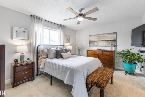 3 Denault Place, St. Albert, AB - Indoor Photo Showing Bedroom