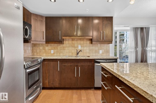#203 10046 117 St Nw, Edmonton, AB - Indoor Photo Showing Kitchen With Upgraded Kitchen