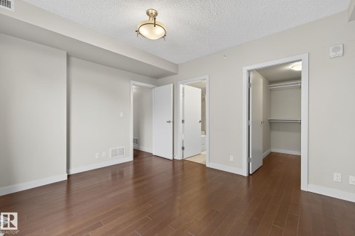 #203 10046 117 St Nw, Edmonton, AB - Indoor Photo Showing Other Room