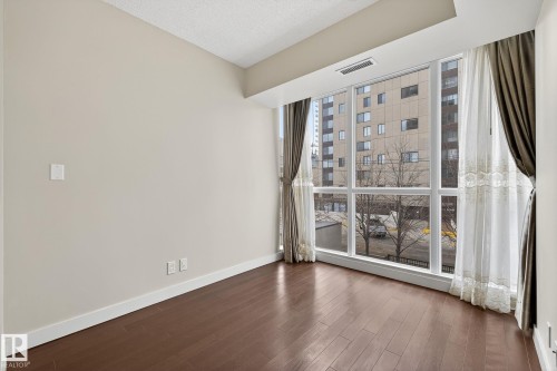 #203 10046 117 St Nw, Edmonton, AB - Indoor Photo Showing Other Room