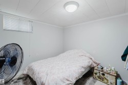 White-painted walls with ceiling trim - 