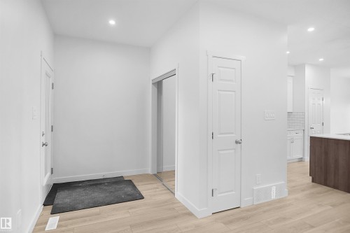 54 Lemon Close, Spruce Grove, AB - Indoor Photo Showing Other Room