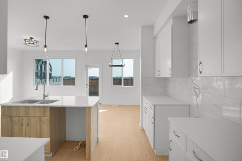 58 Lemon Close, Spruce Grove, AB - Indoor Photo Showing Kitchen With Double Sink