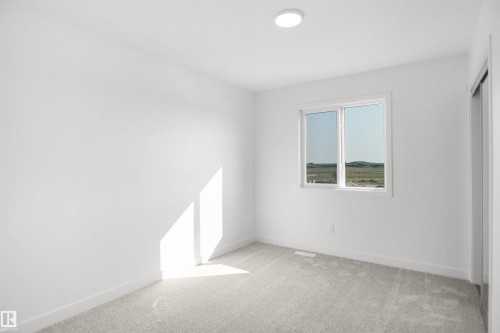 58 Lemon Close, Spruce Grove, AB - Indoor Photo Showing Other Room