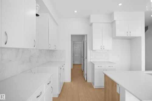 58 Lemon Close, Spruce Grove, AB - Indoor Photo Showing Kitchen