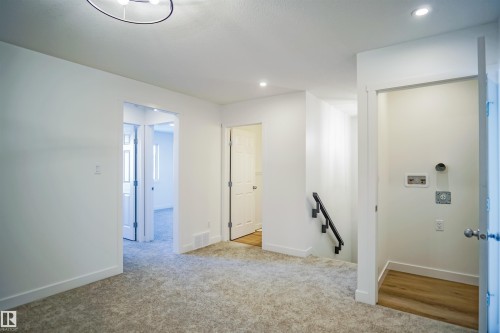 15 Lemon Close, Spruce Grove, AB - Indoor Photo Showing Other Room