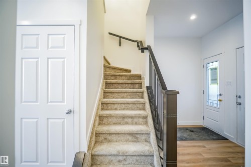 15 Lemon Close, Spruce Grove, AB - Indoor Photo Showing Other Room