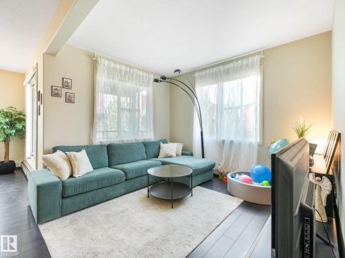 #346 308 Ambleside Li Sw, Edmonton, AB - Indoor Photo Showing Living Room