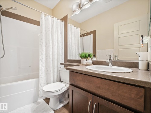 #346 308 Ambleside Li Sw, Edmonton, AB - Indoor Photo Showing Bathroom