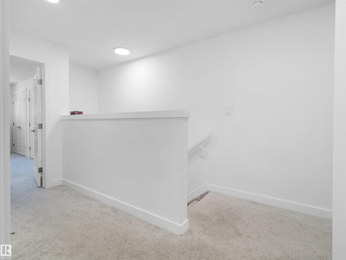 #7 7110 Keswick Common Sw, Edmonton, AB - Indoor Photo Showing Other Room