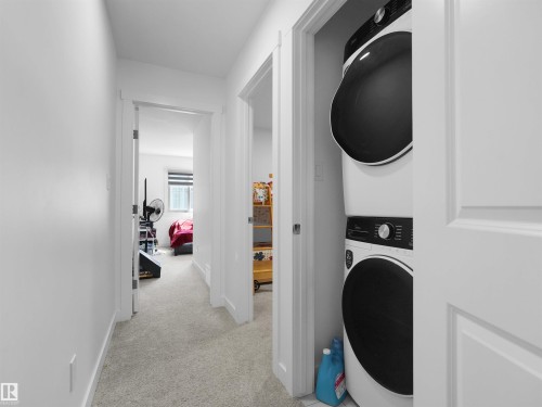 #7 7110 Keswick Common Sw, Edmonton, AB - Indoor Photo Showing Laundry Room