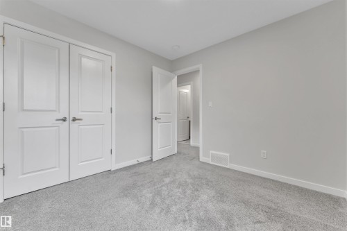 226 Orchards Boulevard Sw, Edmonton, AB - Indoor Photo Showing Other Room
