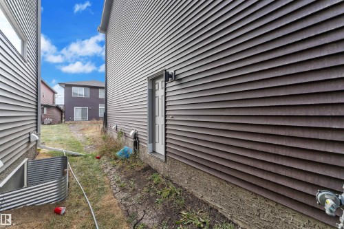 226 Orchards Boulevard Sw, Edmonton, AB - Outdoor