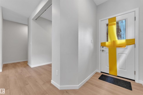 226 Orchards Boulevard Sw, Edmonton, AB - Indoor Photo Showing Other Room
